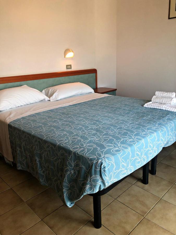 Hotel Del Falco 切尔维亚 外观 照片
