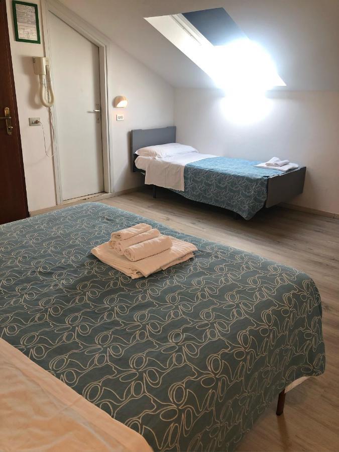 Hotel Del Falco 切尔维亚 外观 照片