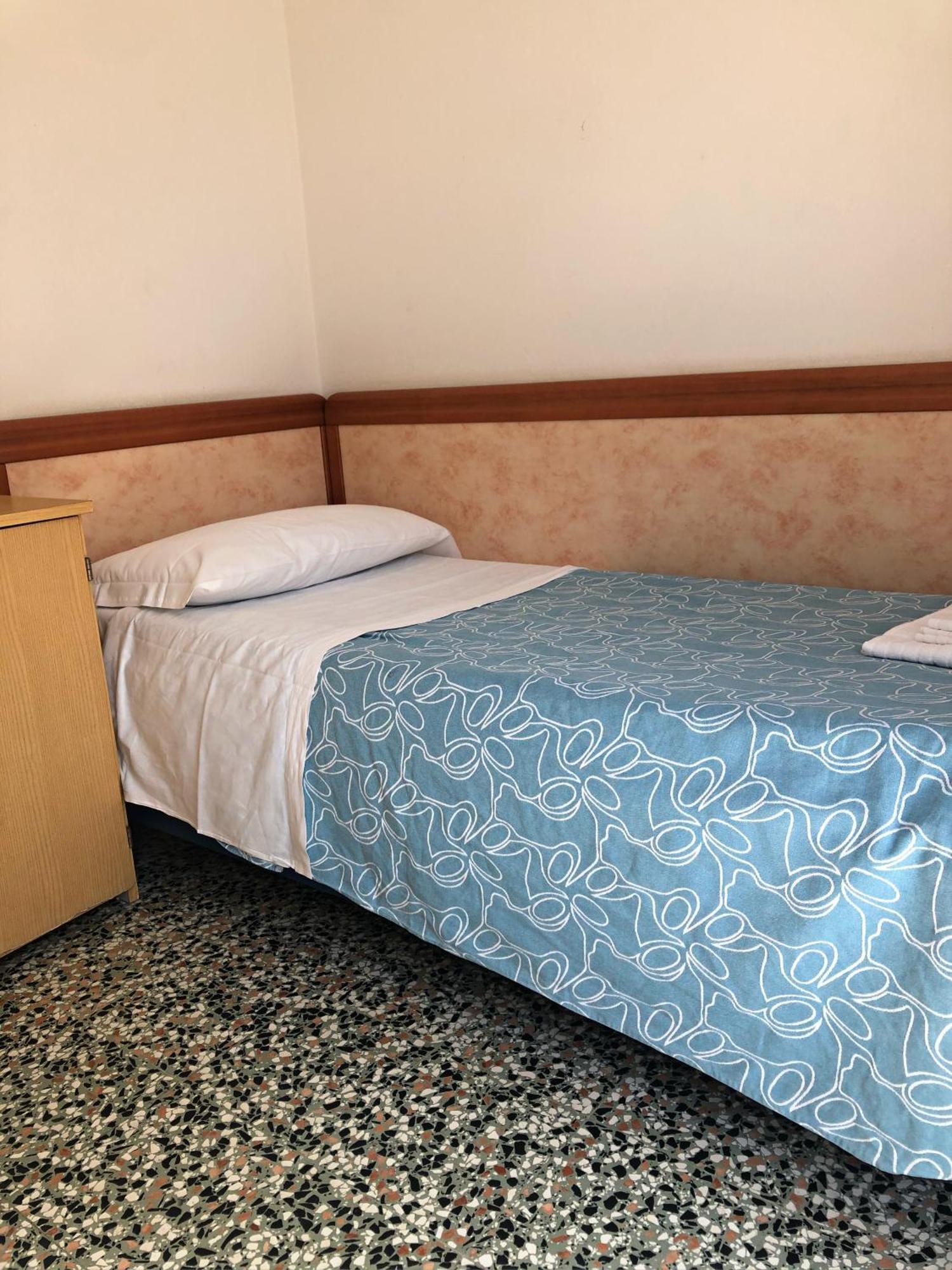 Hotel Del Falco 切尔维亚 外观 照片