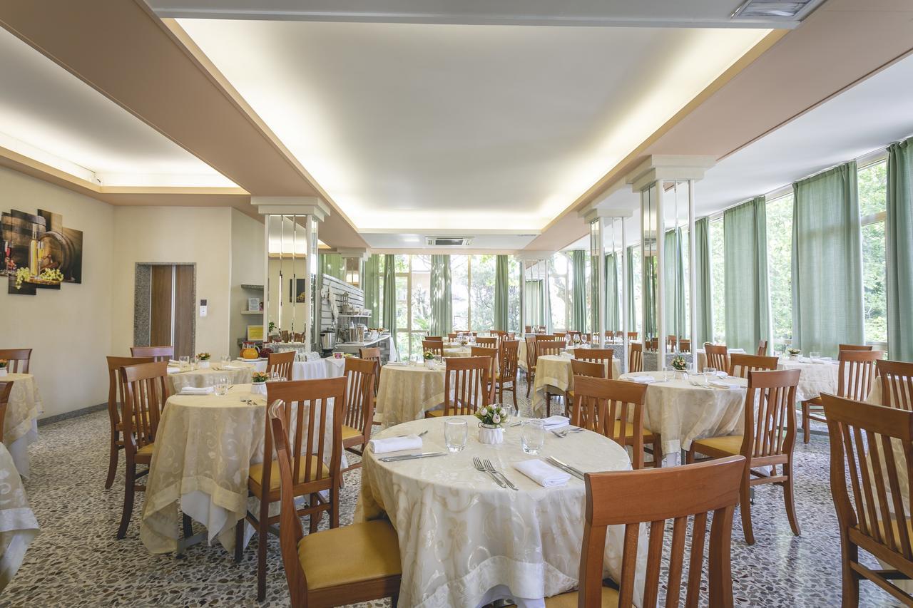 Hotel Del Falco 切尔维亚 外观 照片
